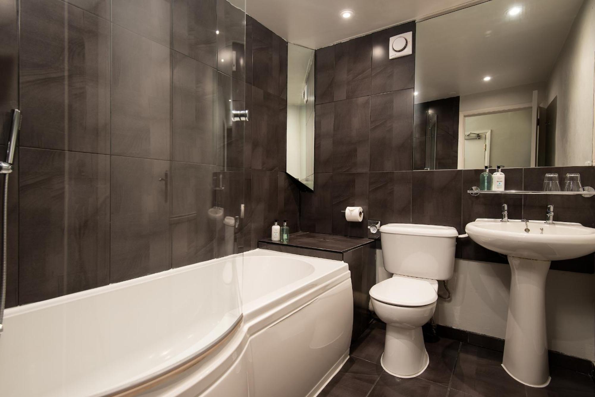 Windermere Rooms At The Wateredge Inn Ambleside Dış mekan fotoğraf